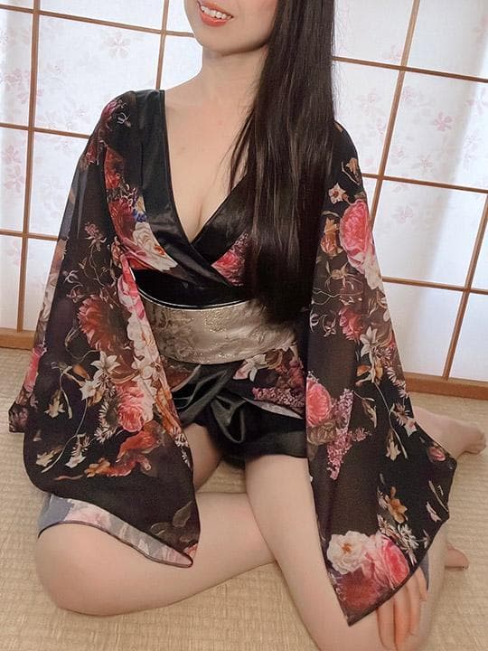 花咲 芽衣
