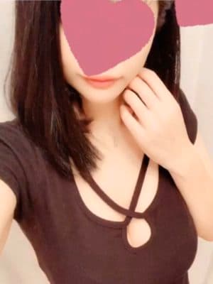 てる