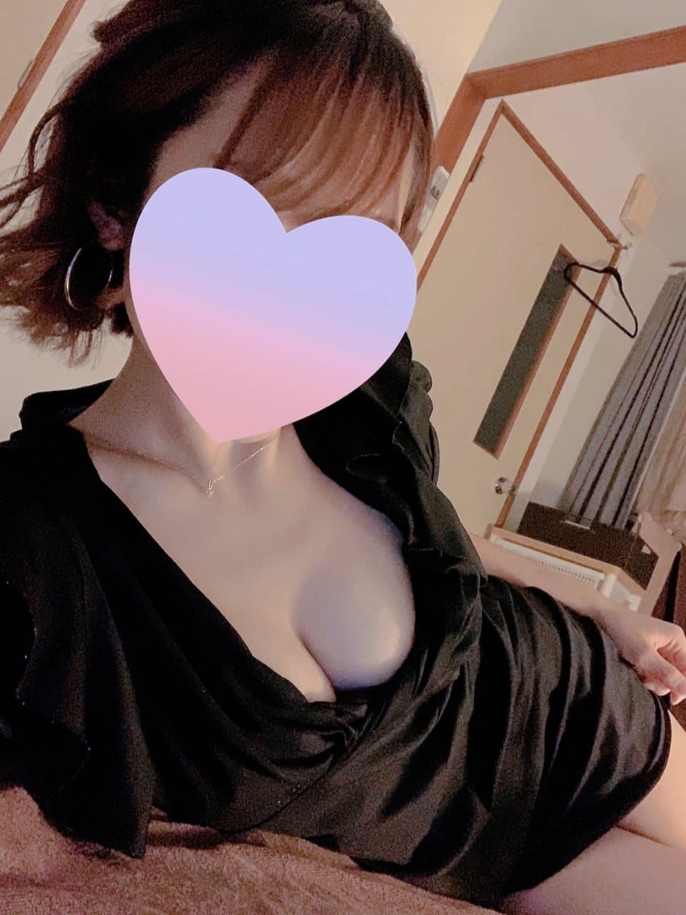 華