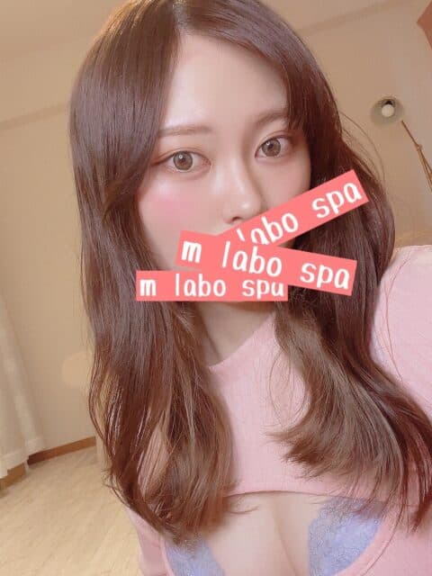 谷 じゅりあ