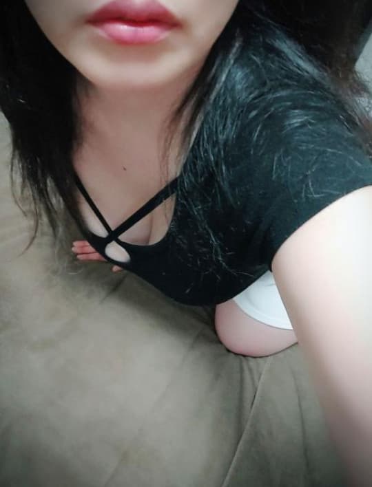 本条 さゆり