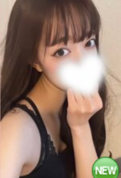鈴木 もえ