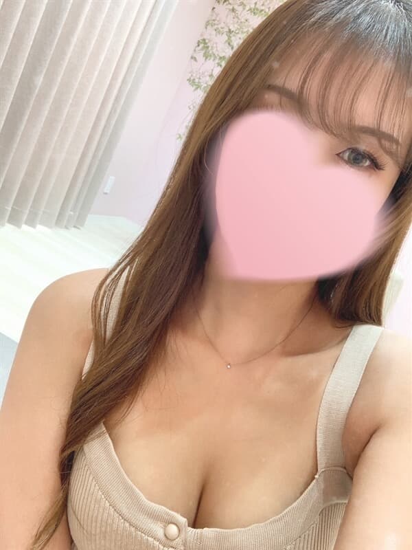 エミ