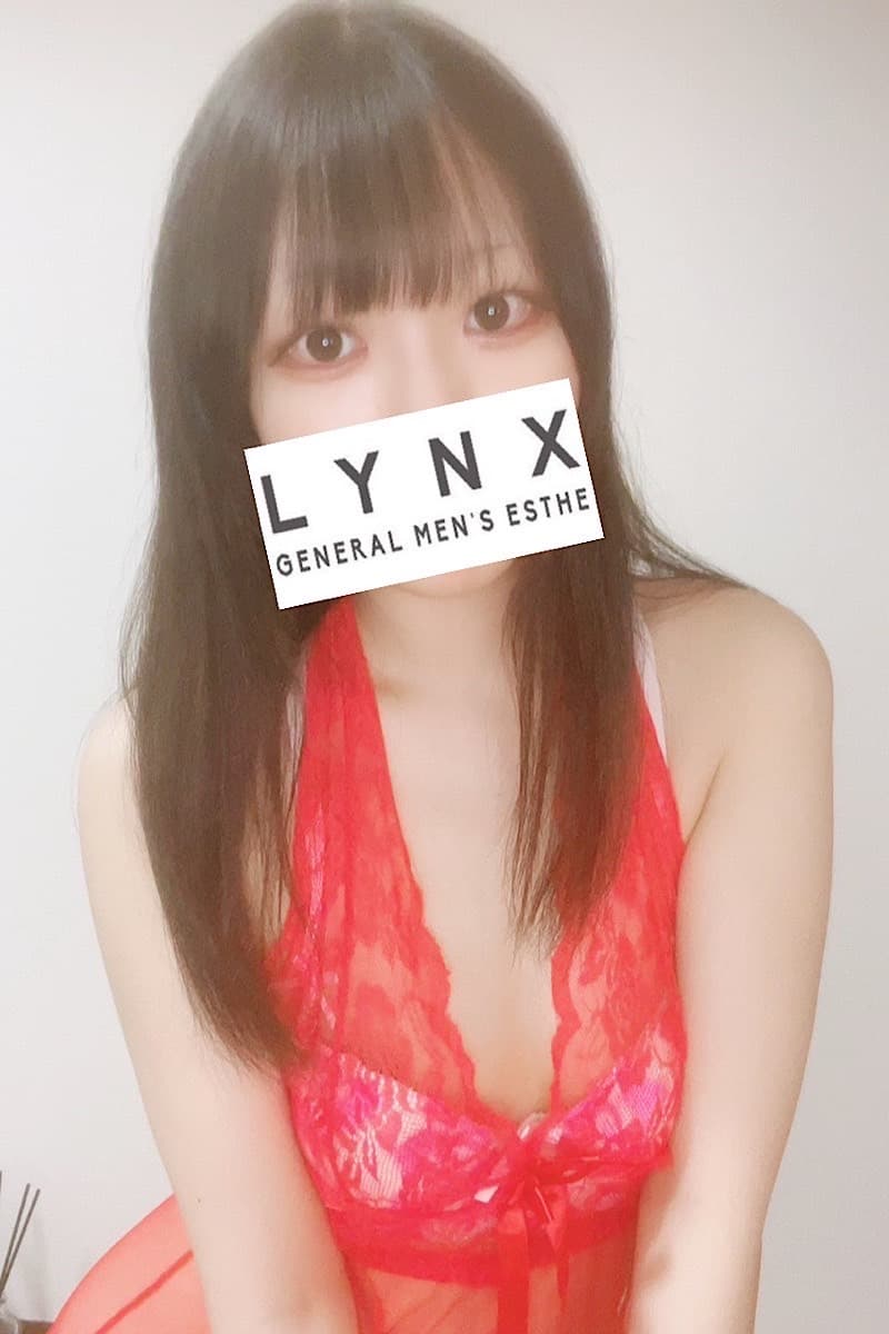 鈴木 あみな