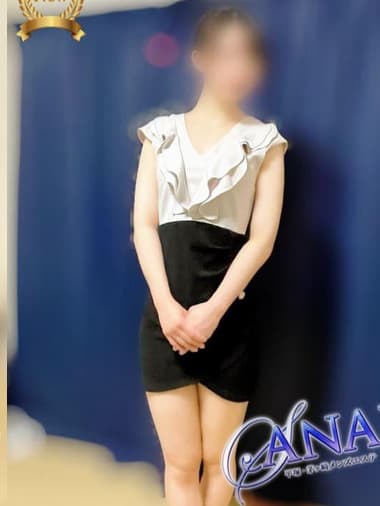 成瀬 仁美
