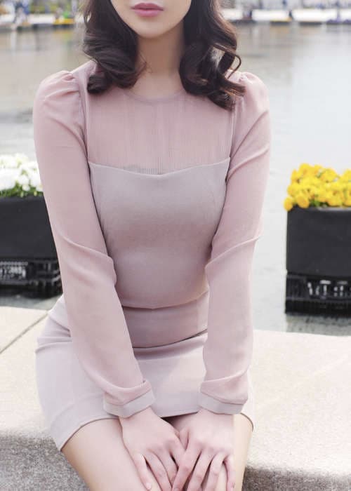 晴 理奈