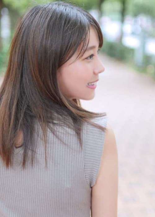 夏下 彩芽