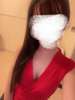 徳賀 にこ