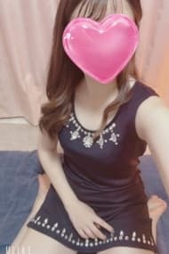 青木 まりな