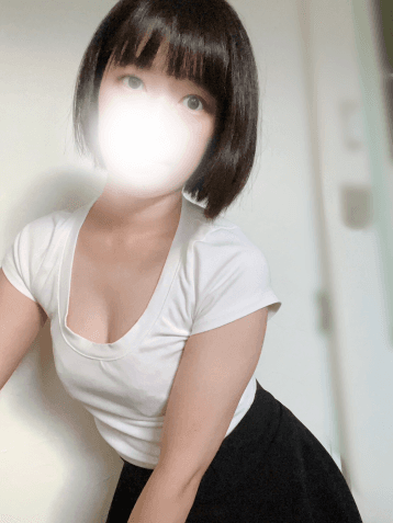 夏目 まゆ