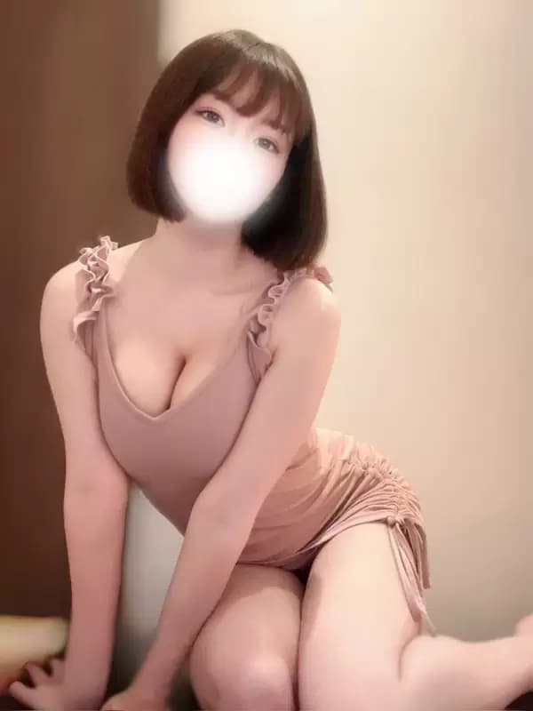 綾城 ももか