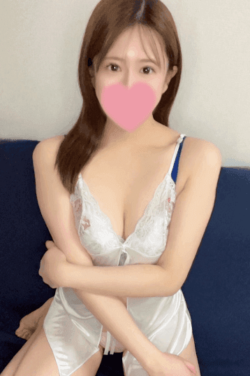 桃乃木 ゆめ
