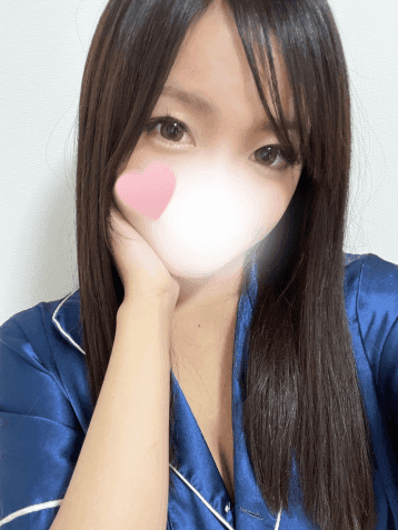 華口 まゆか