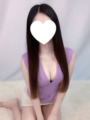 皐月 まな