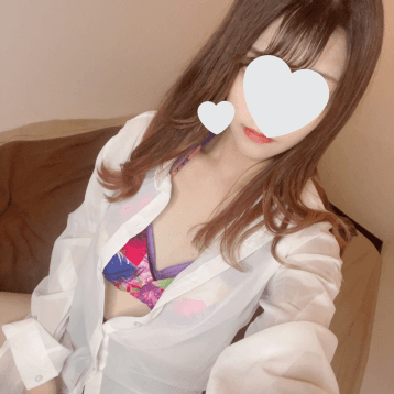 愛沢 むぎ