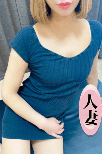宇佐美 えな