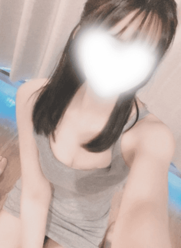 ゆりな