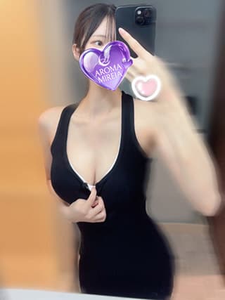香月 まほ