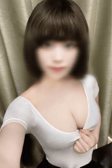足立 ゆう