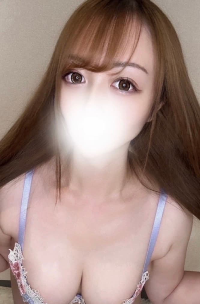 ゆりな