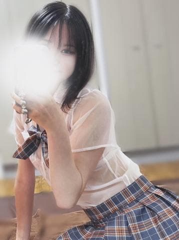 柚木 かれん
