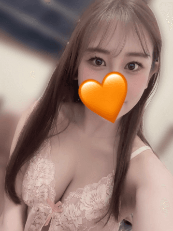 雫 まりな