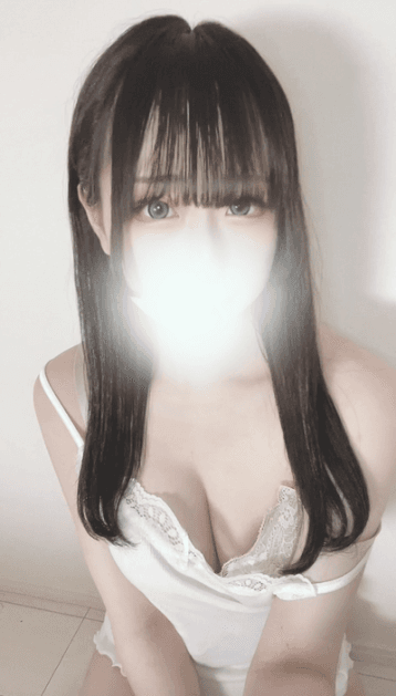 七瀬 かえで