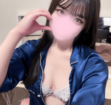 蕨 ななせ