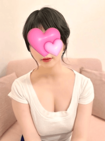 秋山 ゆう