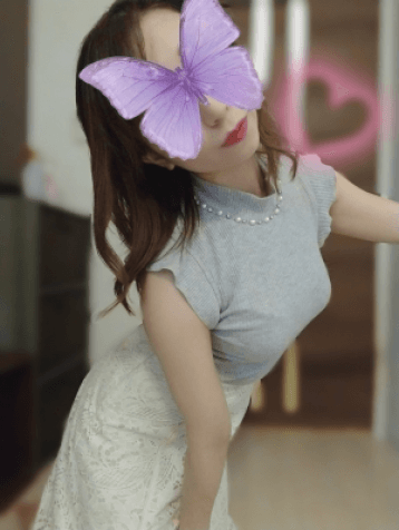 持田 ひなの