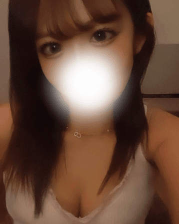 愛咲 かれん