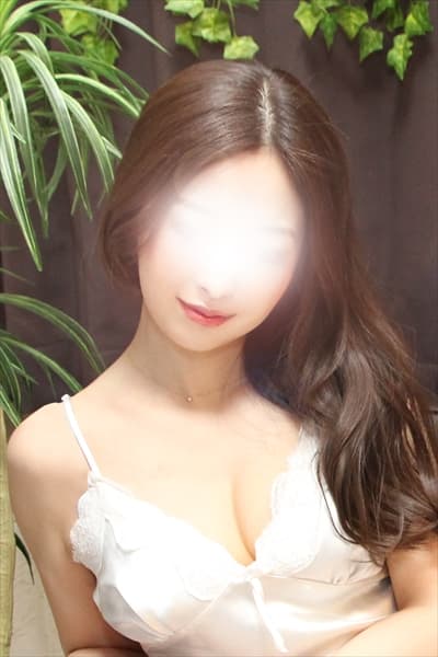 美月 彩乃