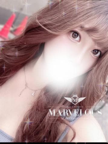 由奈