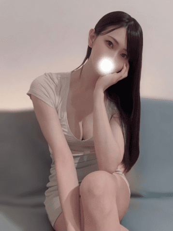 三上 ゆの