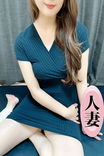 徳井 せりな