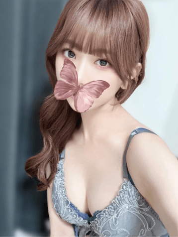 篠田 ふゆ