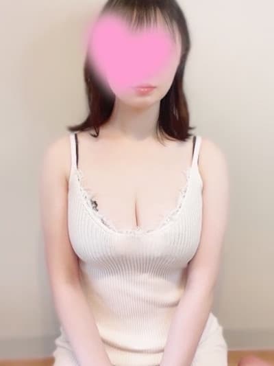 安達 もも