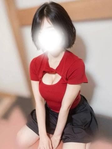 蕨 さおり
