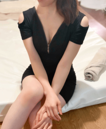成宮 ゆうな
