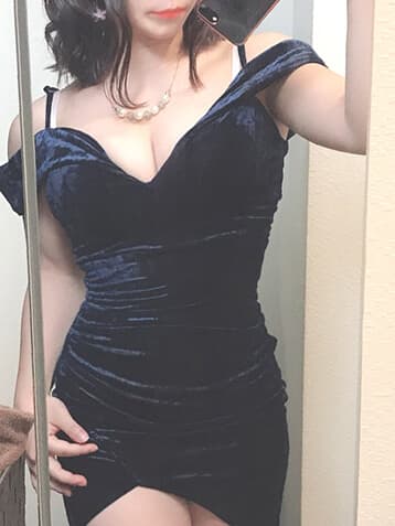     窪田