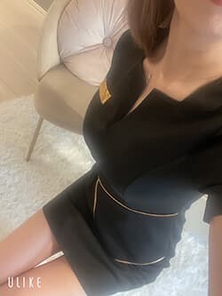 三宅 めい