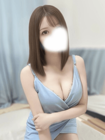 藍内 ななこ