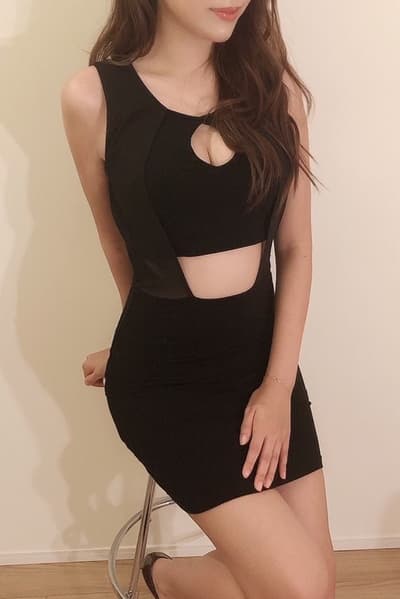 峰 ゆりあ