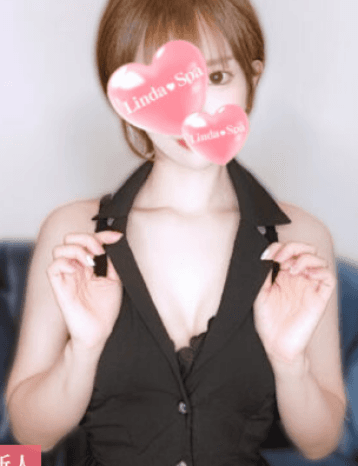 緋色 ゆい