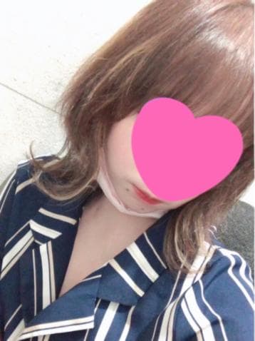 エミリ