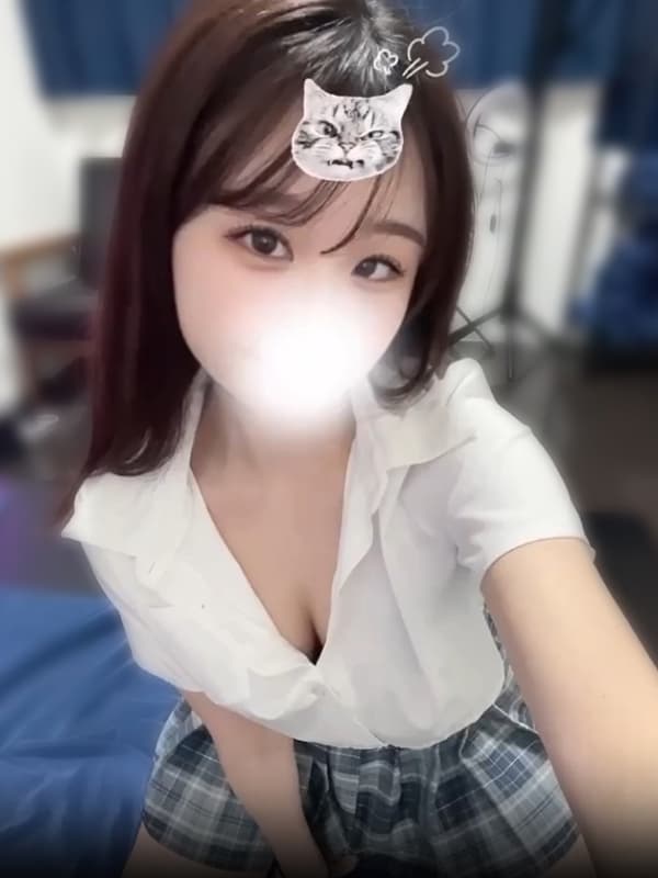 佐藤 ここな