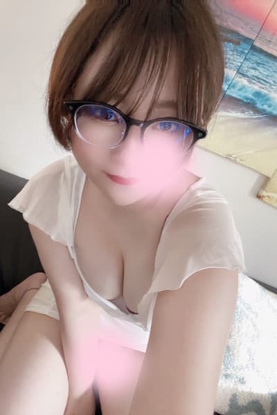 猫塚 なつは
