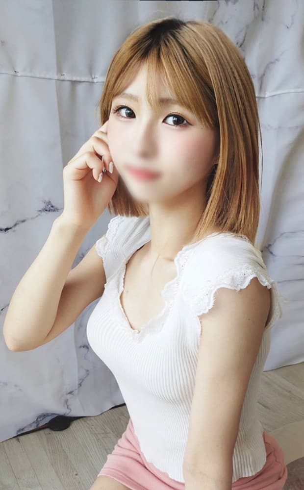 みいな