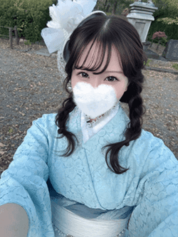 吉沢 ひかり