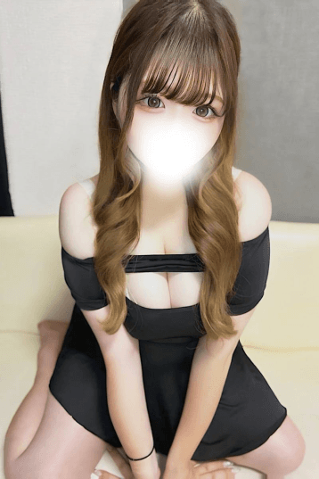 上野 まいな
